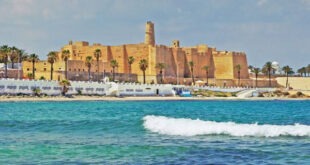 Чартерный рейс из Москвы в Тунис опять задерживается